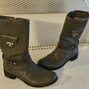 Women's Tory Burch Gray Leather Boots with logo pocket